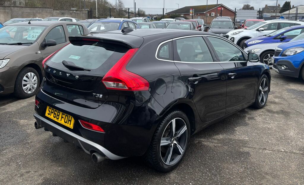 Volvo V40 2.0 T3 R-design Nav Plus Hatchback Manu SP68FOH Black #4