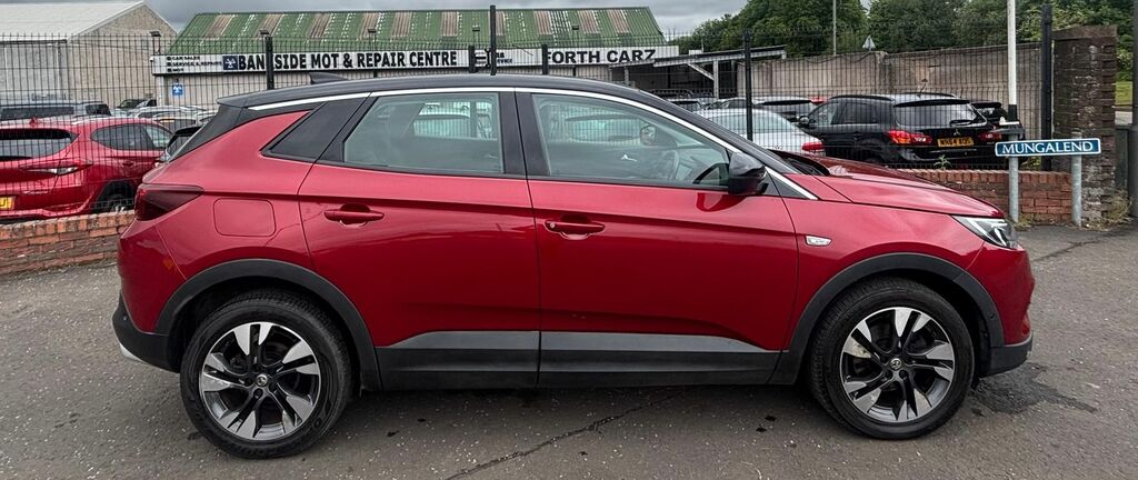 Vauxhall Grandland X 1.2 Turbo Gpf Sport Nav Suv Euro VA19ZVY Red #2