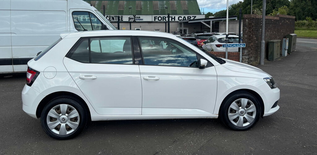 Skoda Fabia 1.0 S Hatchback Euro 6 Ss 60 White #3