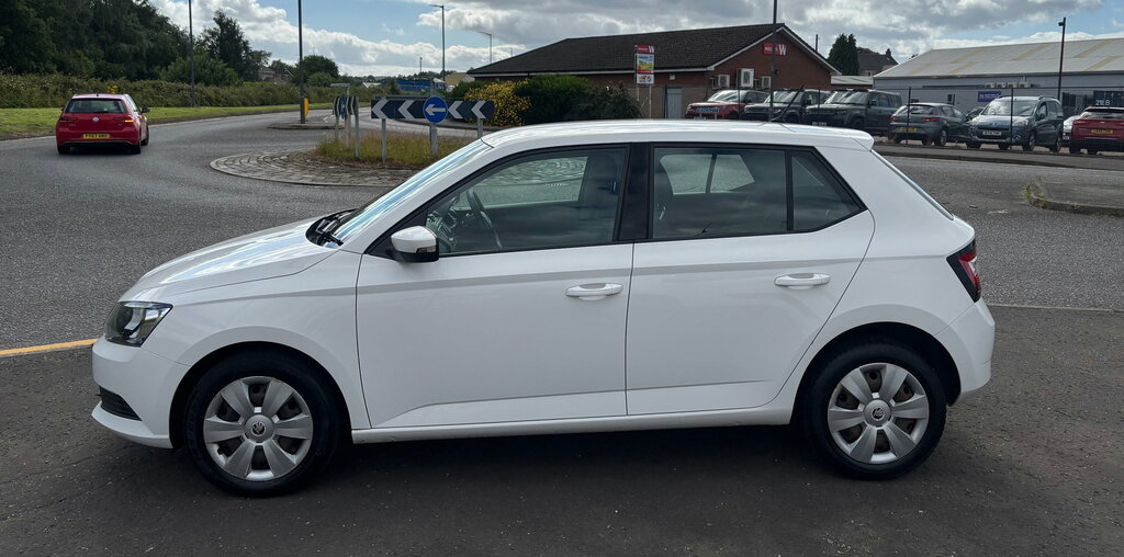 Skoda Fabia 1.0 S Hatchback Euro 6 Ss 60 White #2
