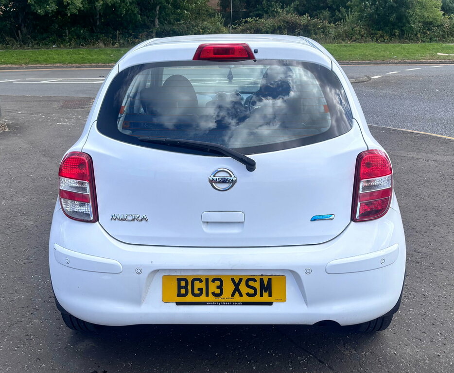 Nissan Micra 1.2 12V Acenta Hatchback Red #9