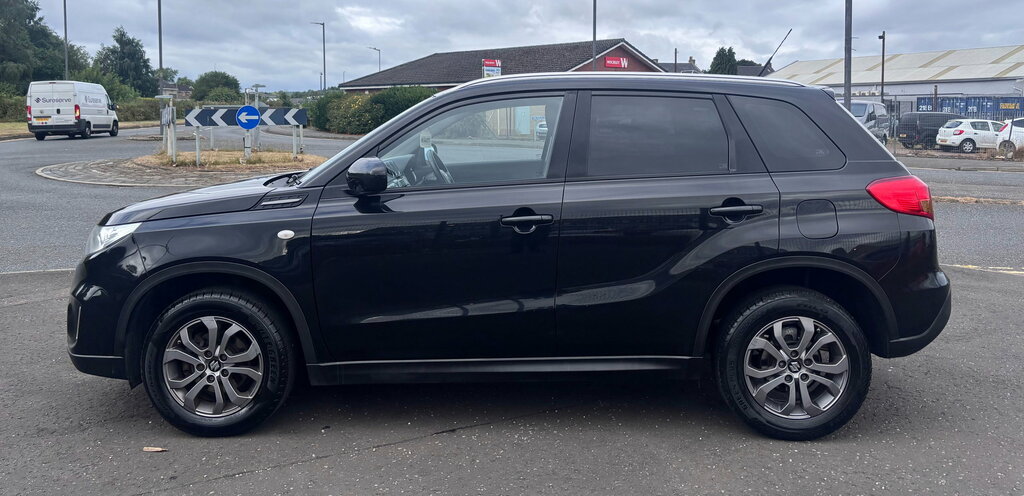 Suzuki Vitara 1.6 Sz4 Suv Euro 6 Ss 120 Ps Black #2