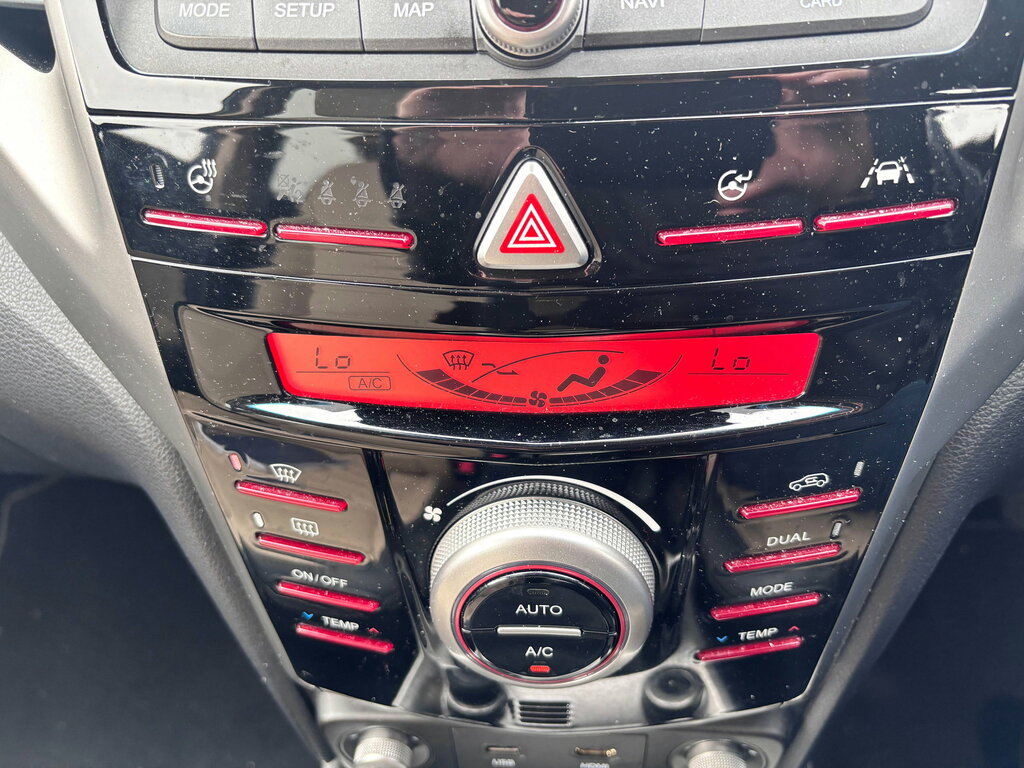 SsangYong Tivoli Hatchback Grey #18