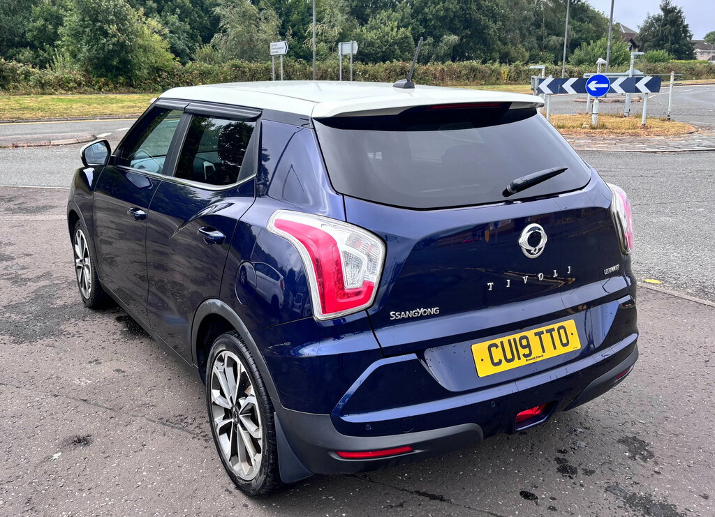 SsangYong Tivoli Hatchback Grey #7