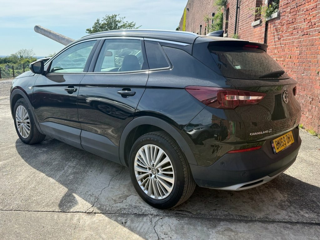 Vauxhall Grandland X 1.5L Business Edition Nav Black #2