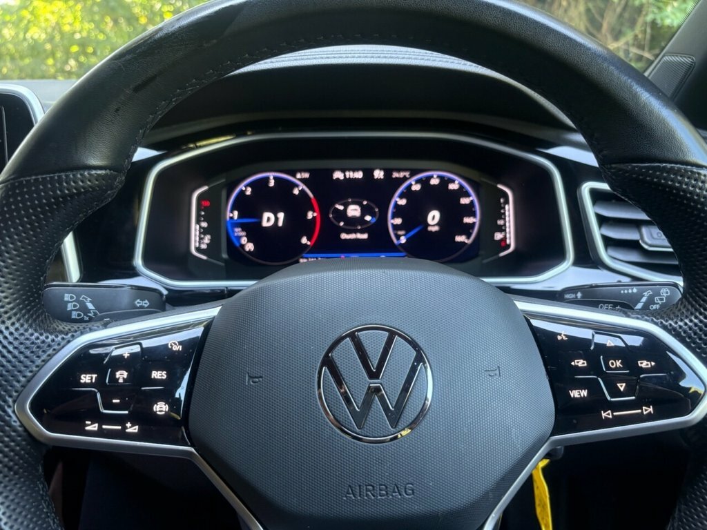 Volkswagen T-Roc 2L R-line Grey #5
