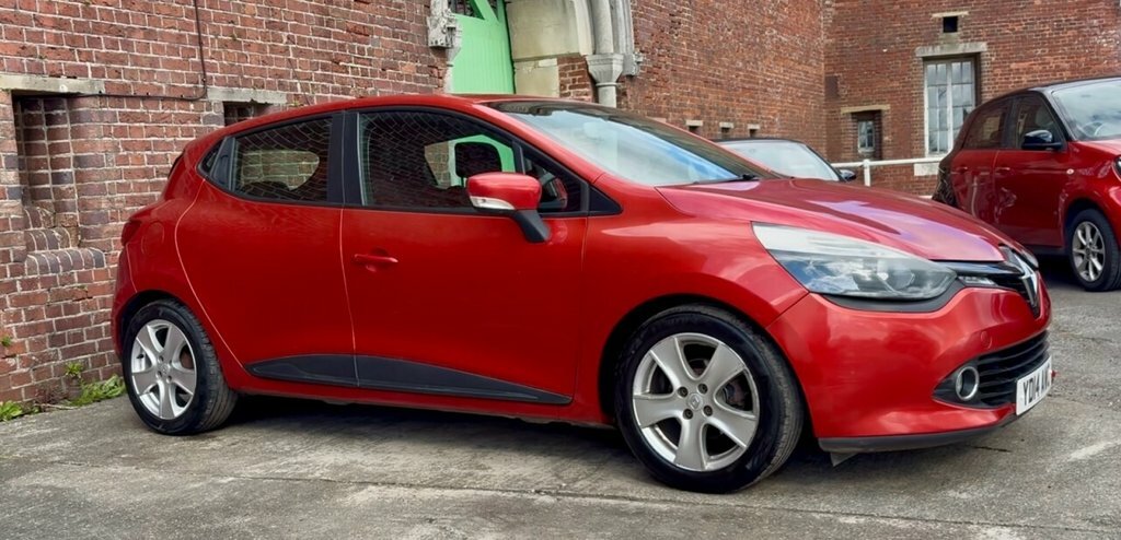 Renault Clio 0.9L Expression Red #4