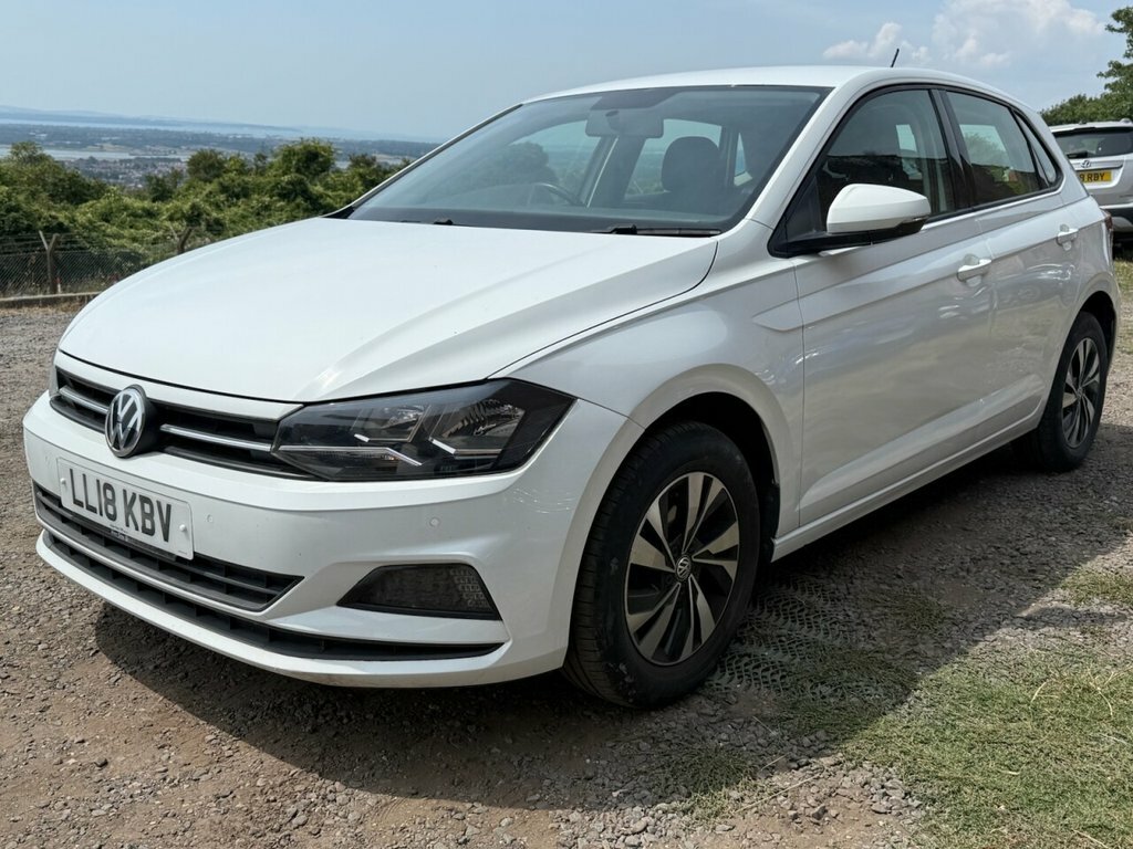 Volkswagen Polo 1L Se White #3