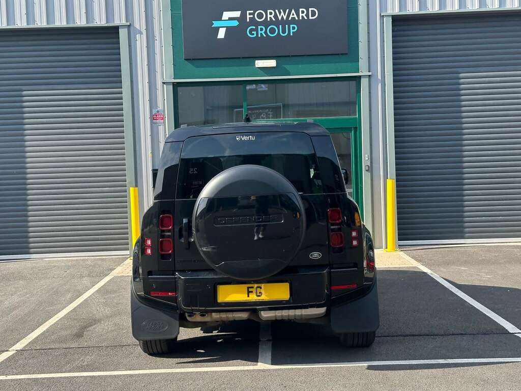 Land Rover Defender 3.0 D250 Hse 110 Grey #7
