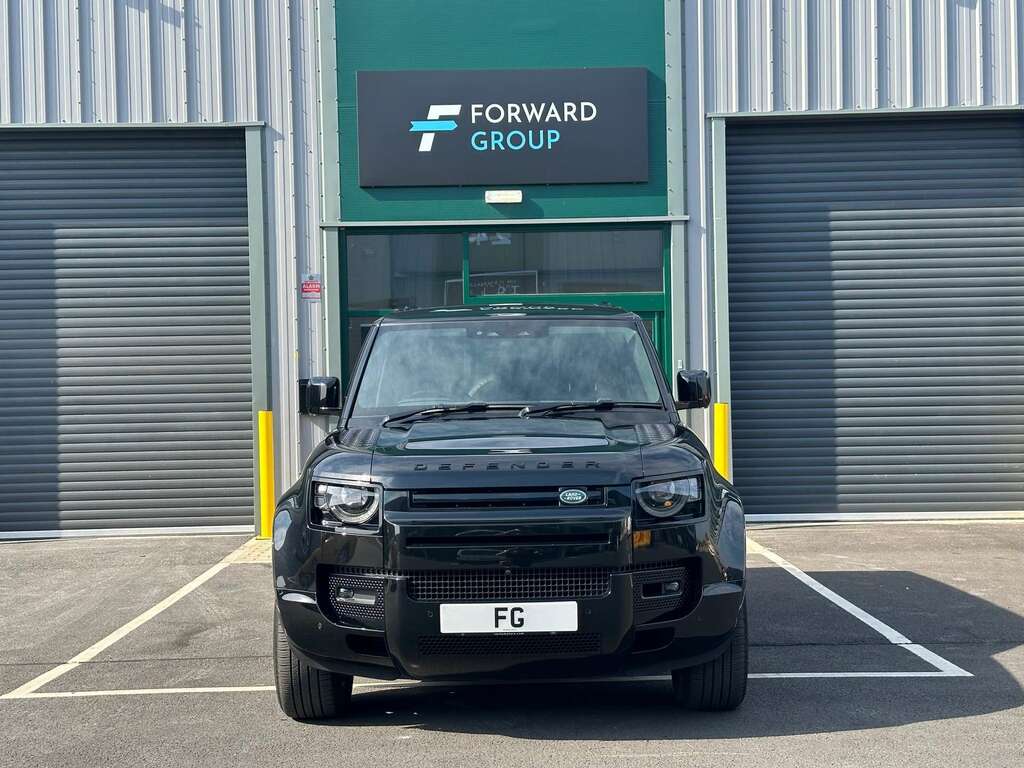Land Rover Defender Land Rover Defender 2021 Black #3