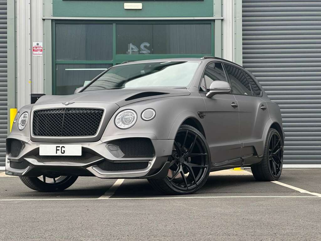 Bentley Bentayga Bentley Bentayga 2017 Black #2