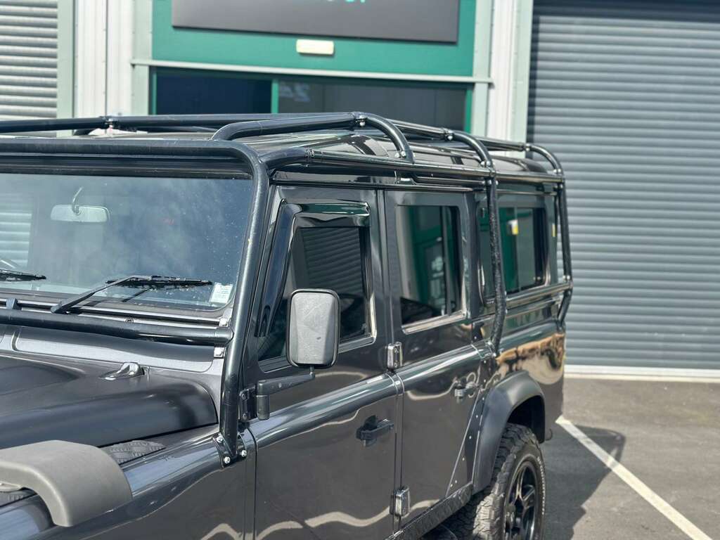 Land Rover Defender 110 Defender 110 Td Double Cab Green #3