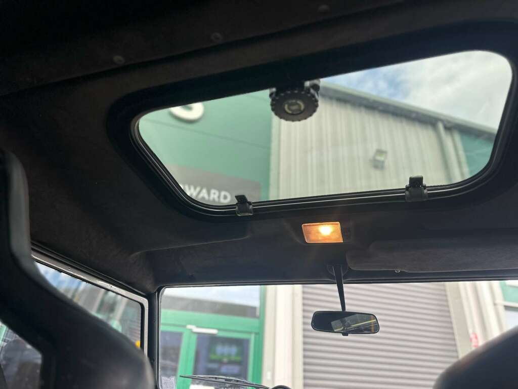 Land Rover Defender 110 Defender 110 Td Double Cab Green #5