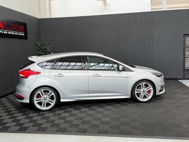 Ford Focus 2018 2.0T Ecoboost St-3 Hatchback Manua Silver #5