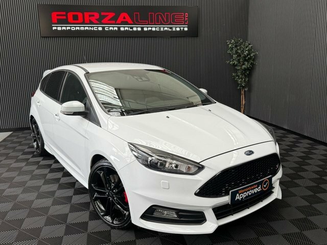 Ford Focus 2018 2.0T Ecoboost St-3 Hatchback Manua White