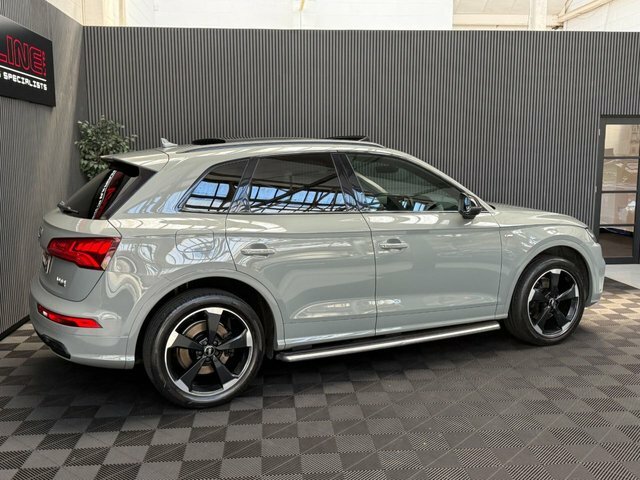 Audi Q5 2019 2.0 Tdi 40 Black Edition Suv S Tro H411RAN Black #5