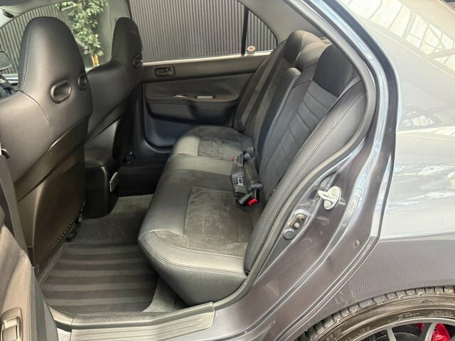 Mitsubishi Lancer Elegance Silver #46