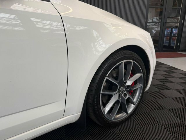 Skoda Octavia Octavia Vrs Tsi White #42