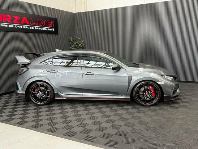 Honda Civic 2018 2.0 Vtec Turbo Type R Gt Hatchback Grey #4
