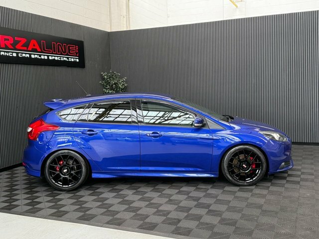 Ford Focus 2013 2.0T Ecoboost St-2 Hatchback Manua Blue #4