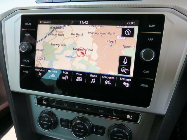 Volkswagen Passat 2.0 Tdi Se Business Saloon Dsg Euro 6 Blue #24