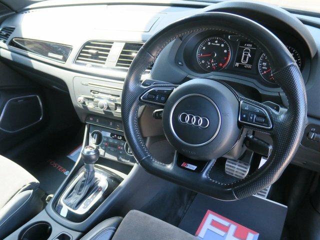 Audi Q3 2.0 Tfsi Black Edition Suv S Tronic Qua Black #3
