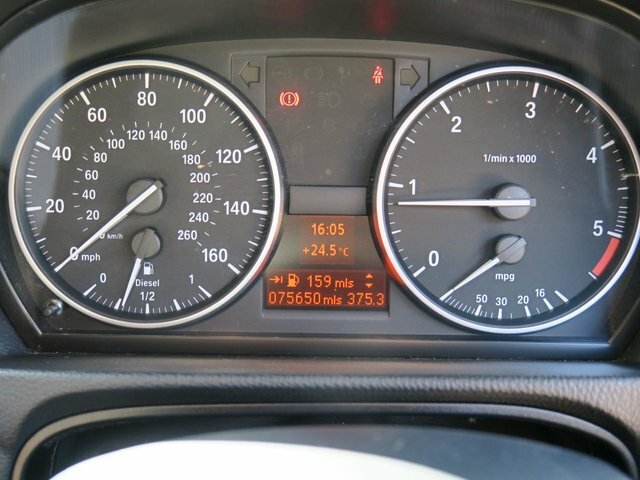 BMW 3 Series 318I Performance Edition Blue #23