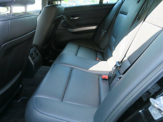 BMW 3 Series 318I Performance Edition Blue #18