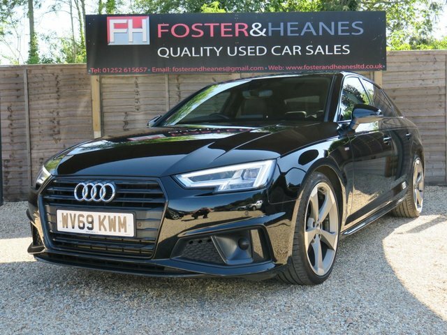 Audi A4 2.0 Tfsi 35 Black Edition Saloon S Tron Black