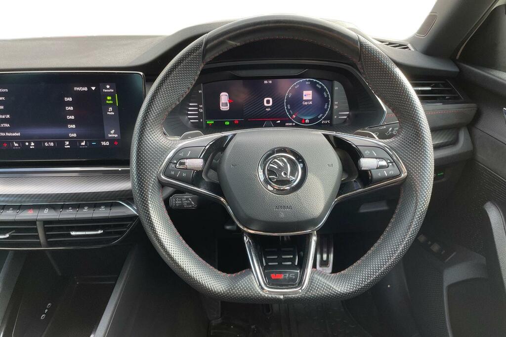Skoda Octavia 1.4 Tsi Iv Vrs Dsg YA73DMX White #5