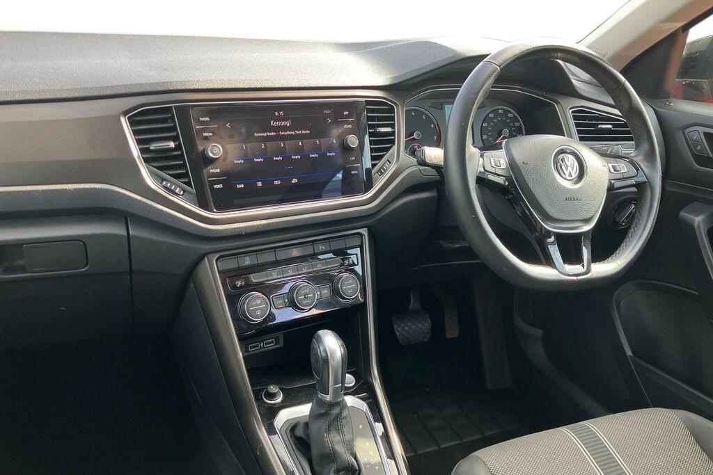 Volkswagen T-Roc 1.5 Tsi Evo Design Dsg SW68DJO Red #4