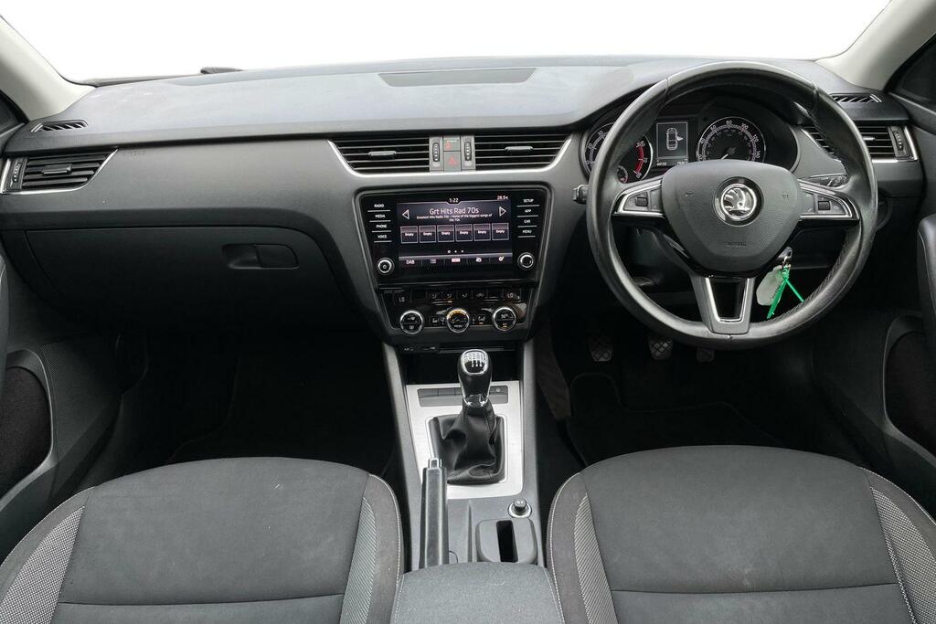 Skoda Octavia 1.0 Tsi Se YG67EHB Black #3