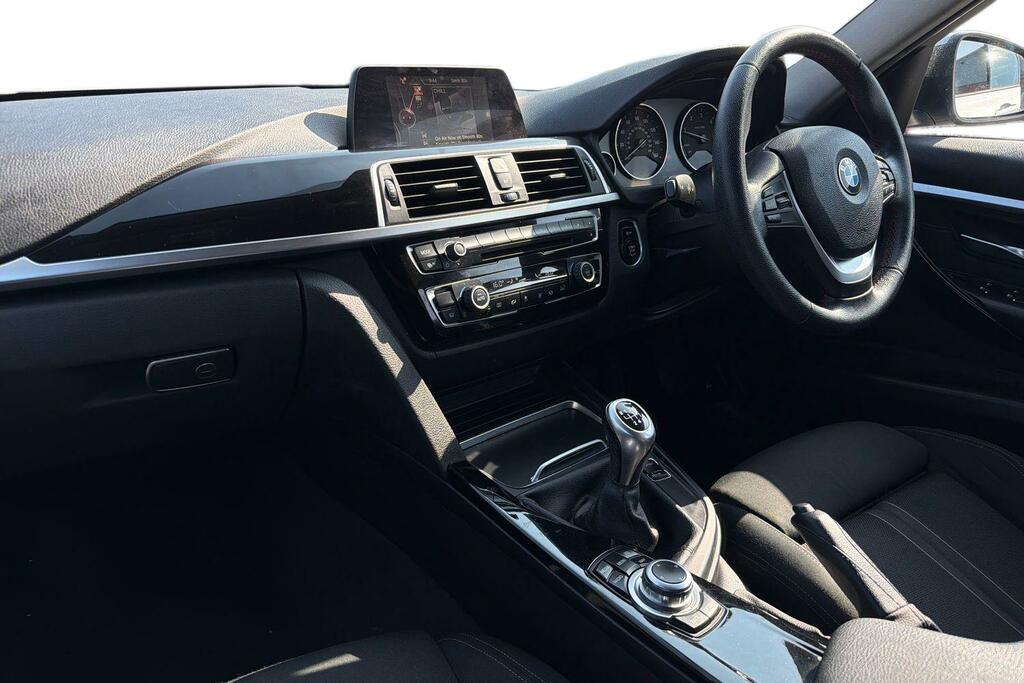 BMW 3 Series 320D Xdrive Sport Silver #4