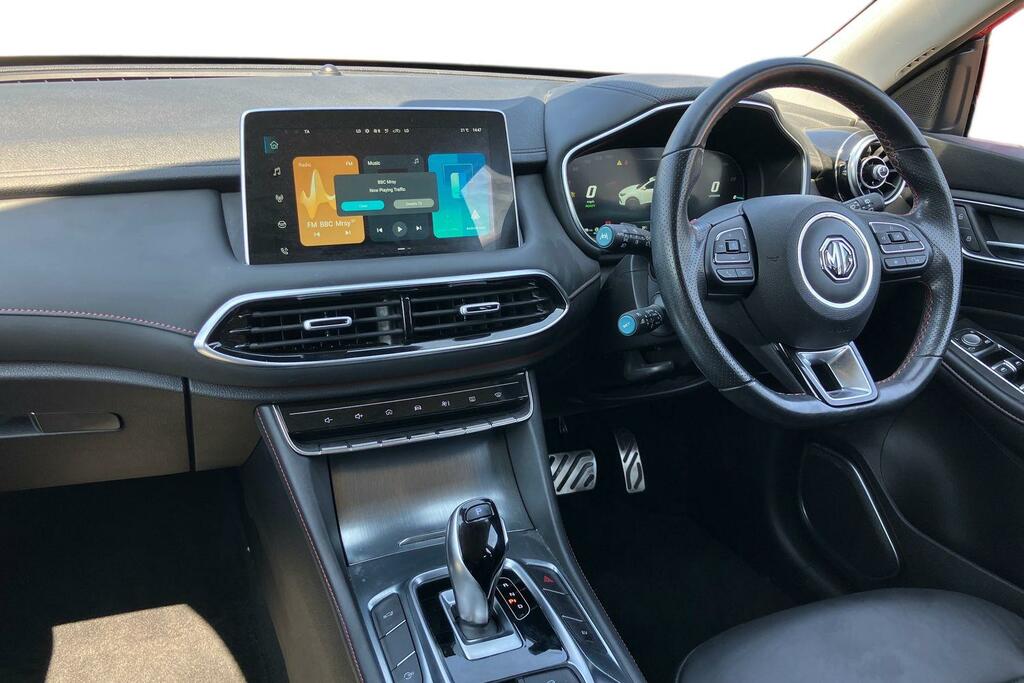 MG HS 1.5 T-gdi Phev Trophy Red #4