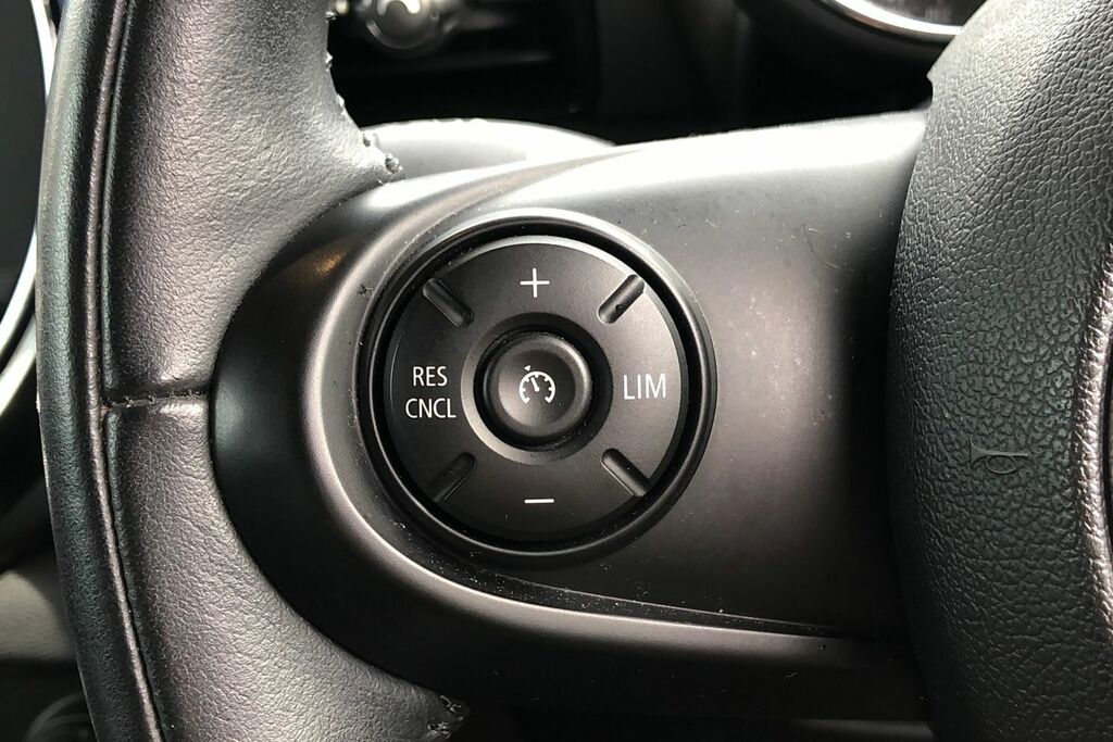 Mini Clubman 1.5 Cooper 6Dr Chili Pack 7 Speed White #6