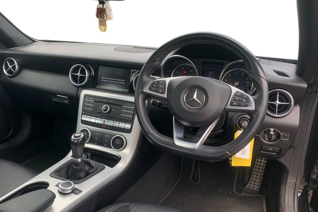 Mercedes-Benz SLC Slc 200 Amg Line Black #3