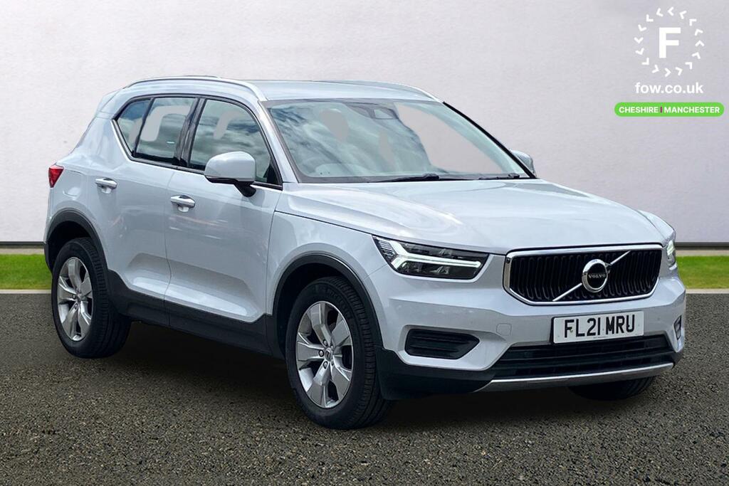 Volvo XC40 1.5 T3 163 Momentum Silver