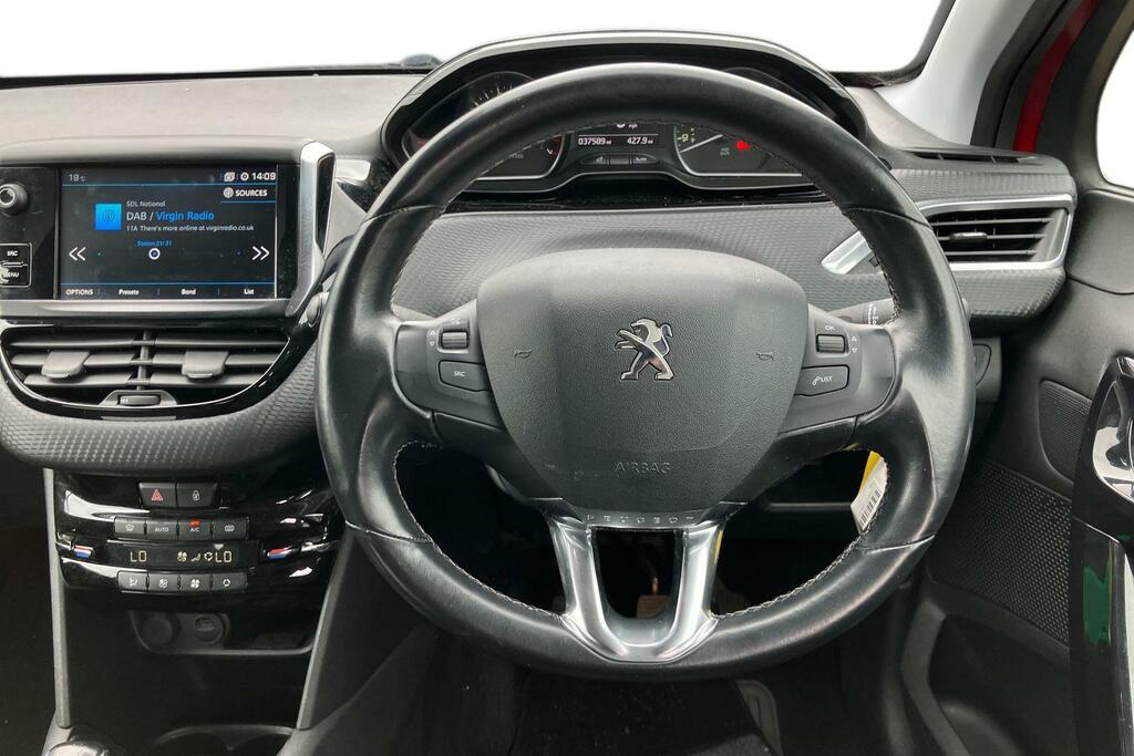 Peugeot 208 1.2 Puretech 82 Tech Edition Start Stop LD69FWX Red #5