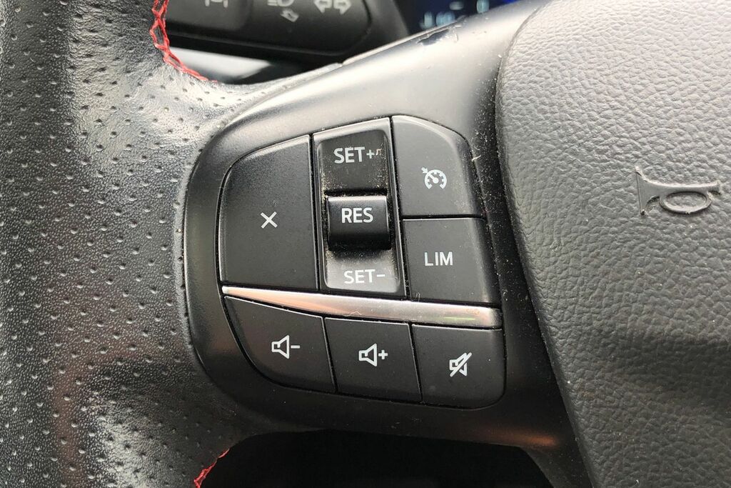 Ford Kuga 2.0 Ecoblue Mhev St-line X DK20FHM Red #6