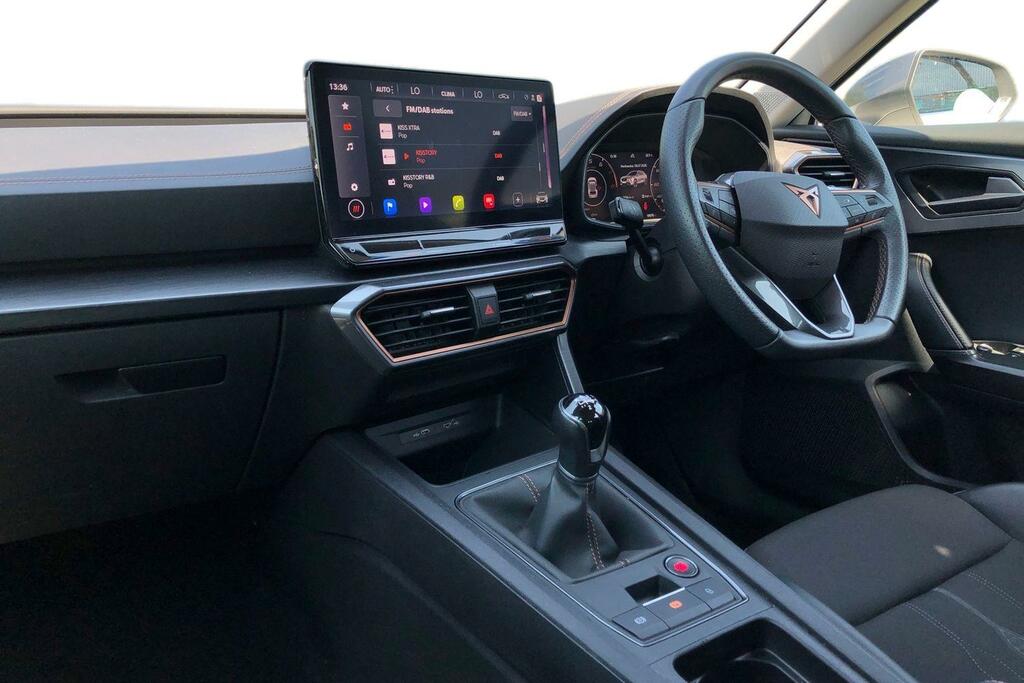 Cupra Formentor 1.5 Tsi 150 V1 YF23VVZ White #4