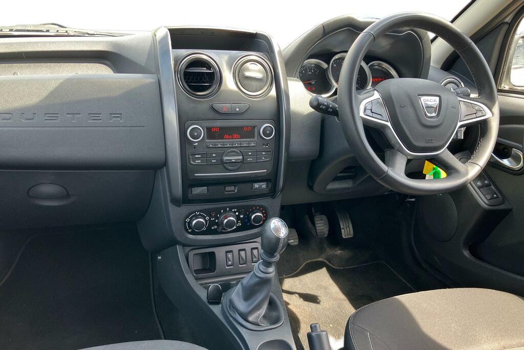 Dacia Duster 1.5 Dci 110 Laureate ST67YCK White #4