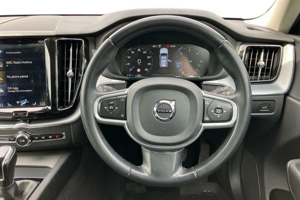 Volvo XC60 2.0 D4 Momentum Awd Silver #5