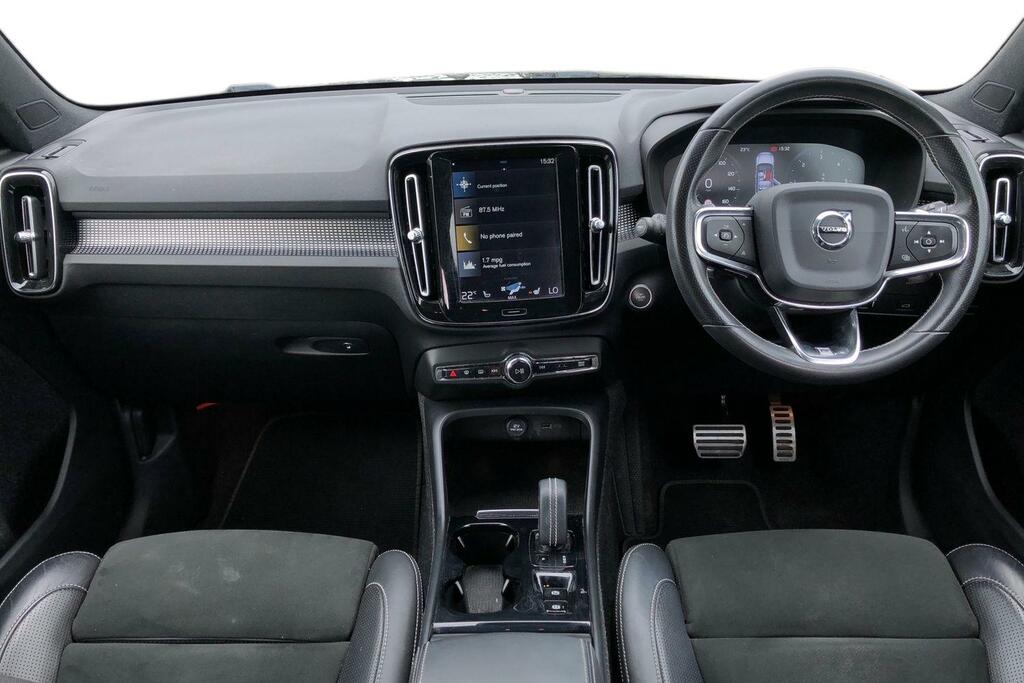 Volvo XC40 2.0 D3 R Design Pro Geartronic YV19VDP Black #3