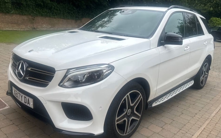 Mercedes-Benz GLE Class Gle 250D 4Matic Amg Night Edition 9G-tronic White