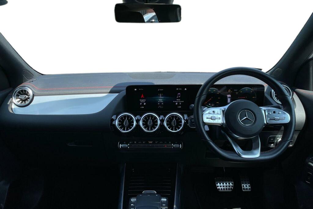 Mercedes-Benz EQA Eqa 350 4M 215Kw Amg Line Premium 66.5Kwh White #3