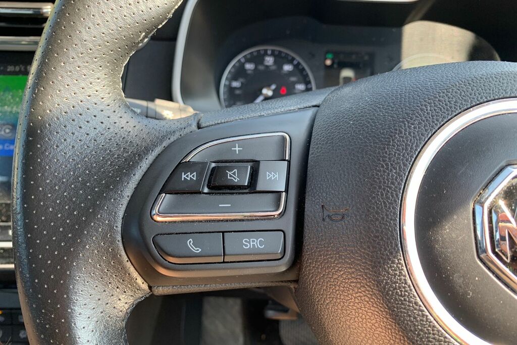 MG ZS 105Kw Excite Ev 45Kwh White #6