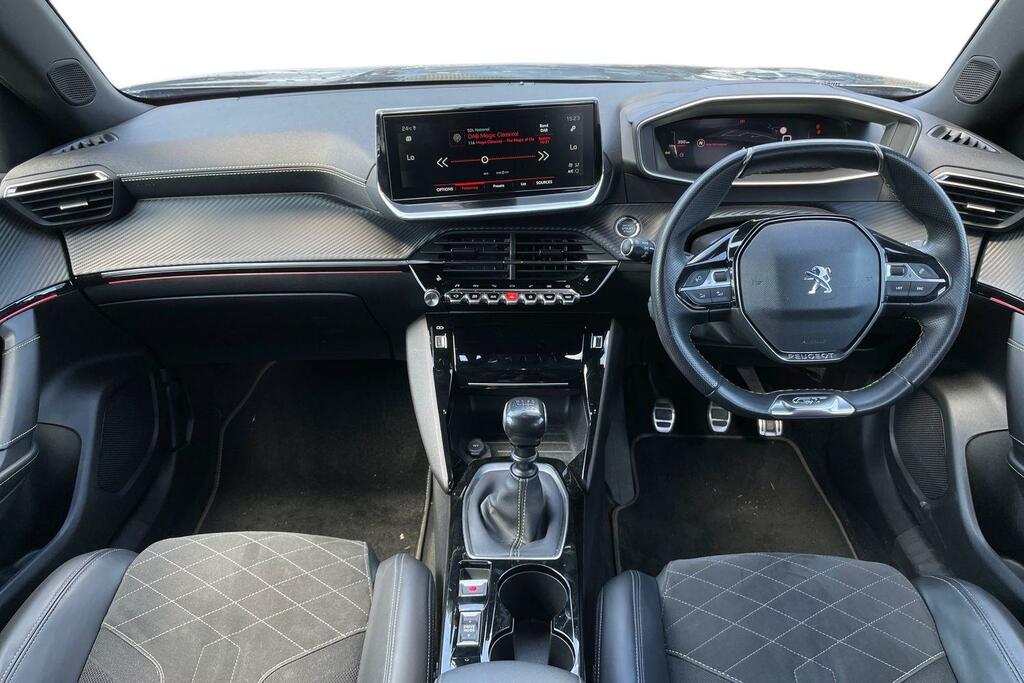 Peugeot 2008 1.2 Puretech 130 Gt Premium Grey #3