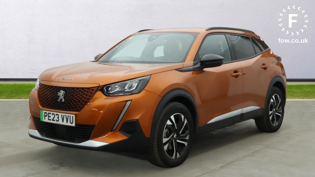 Peugeot e-2008 100Kw Allure Premium 50Kwh Orange #2