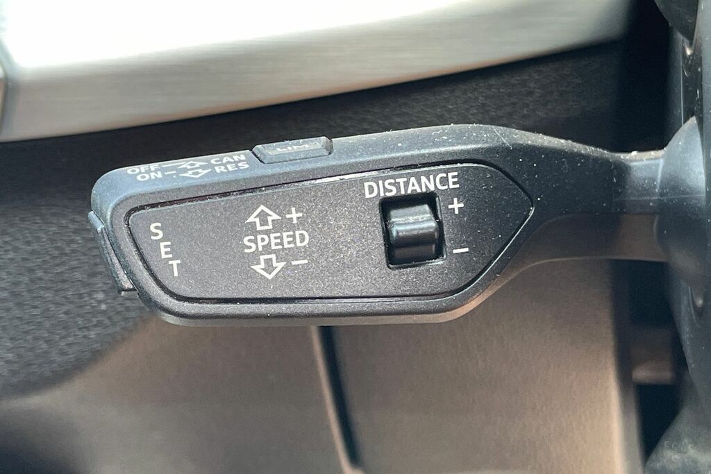 Audi Q2 Sq2 Quattro S Tronic FL19BWH Blue #6