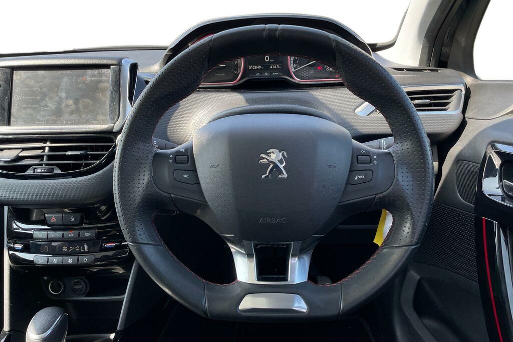 Peugeot 2008 1.2 Puretech 110 Gt Line Eat6 Black #5
